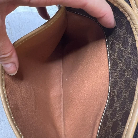 Celine Authentic Leather Clutch Bag - Picture 13 of 13